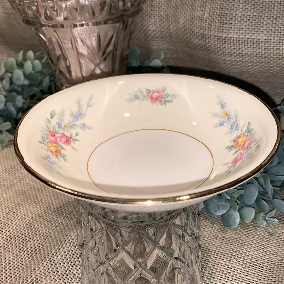 Fruit Dessert Bowl Eggshell Nautilus “Cashmere” by Homer Laughlin 1940’s - Picture 3 of 6